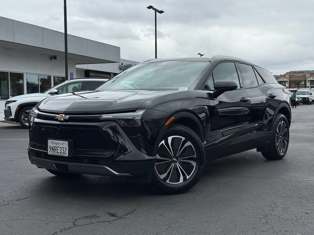 Used 2024 Black Chevrolet LT image 3