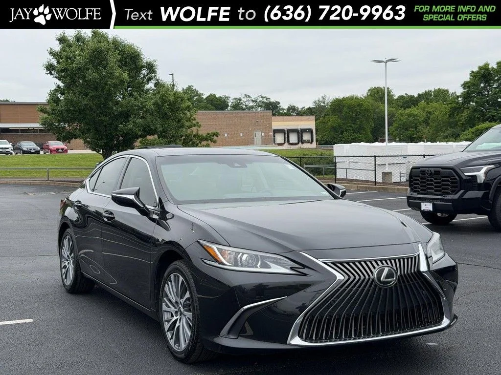 2021 Lexus ES 350 350's photo