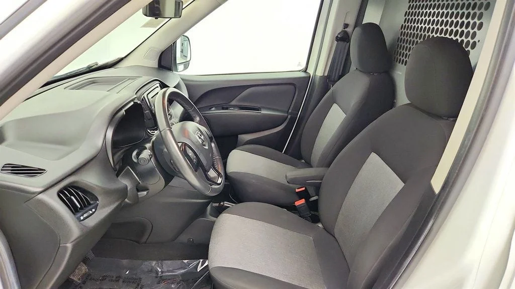 Used 2018 Bright White Ram Tradesman SLT Van w/ ParkSense & Commercial Shelving image 19