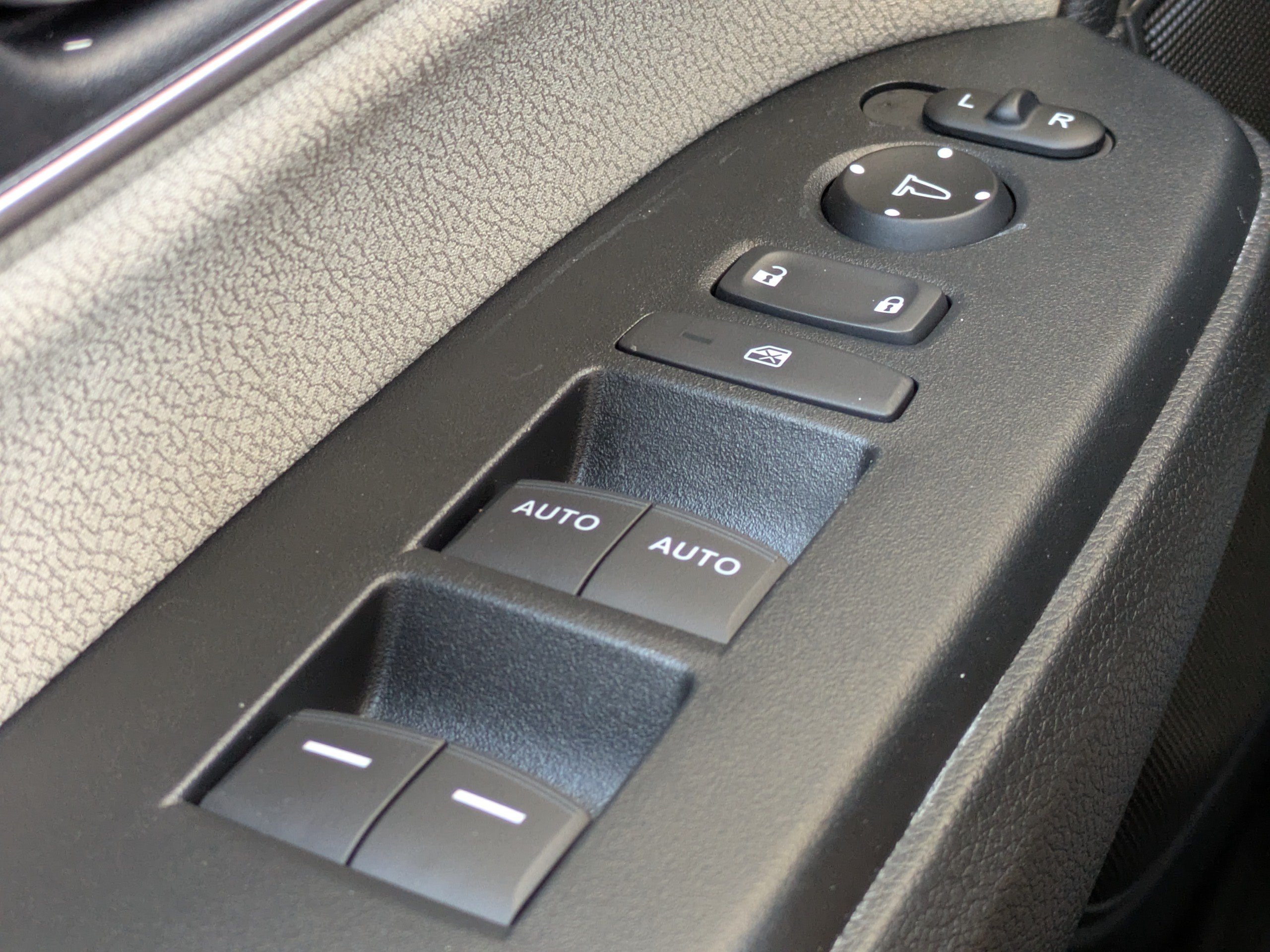 2022 Honda CR-V EX - Photo 22