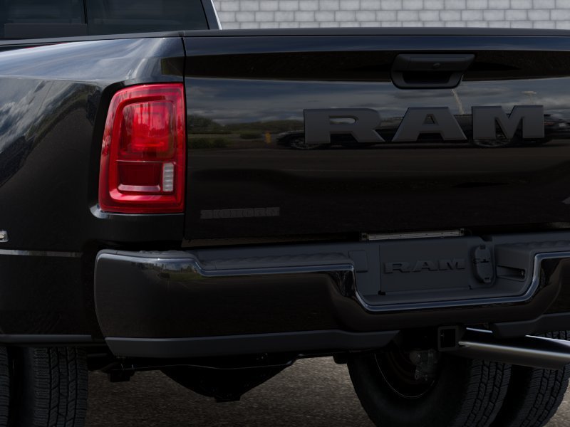New 2026 Diamond Black Crystal Pearl-Coat Exterior Paint RAM Big Horn image 12