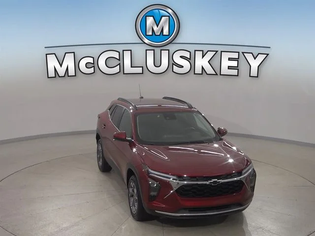 2025 Chevrolet Trax LT - Photo 8