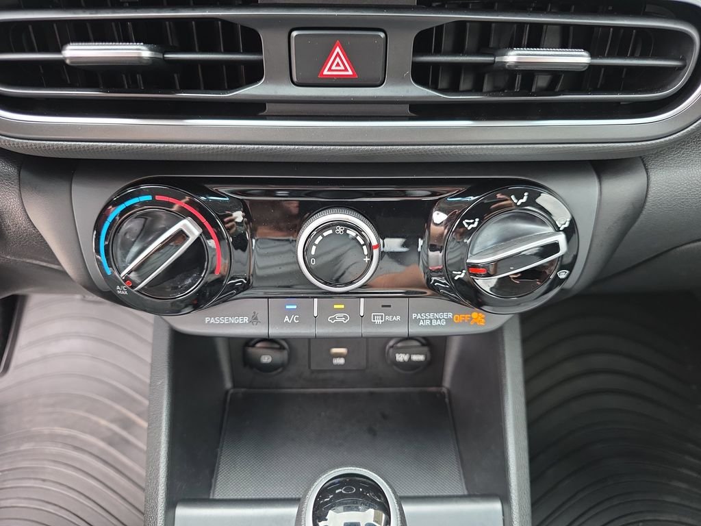 Used 2023 Abyss Black Pearl Hyundai SEL image 24