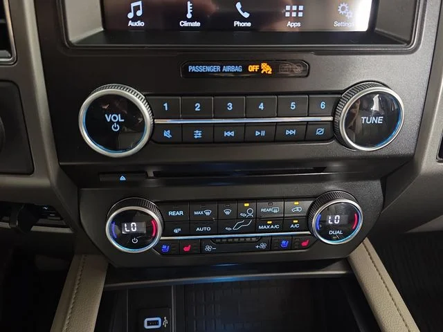 Used 2018 Ruby Red Metallic Ford XLT image 20