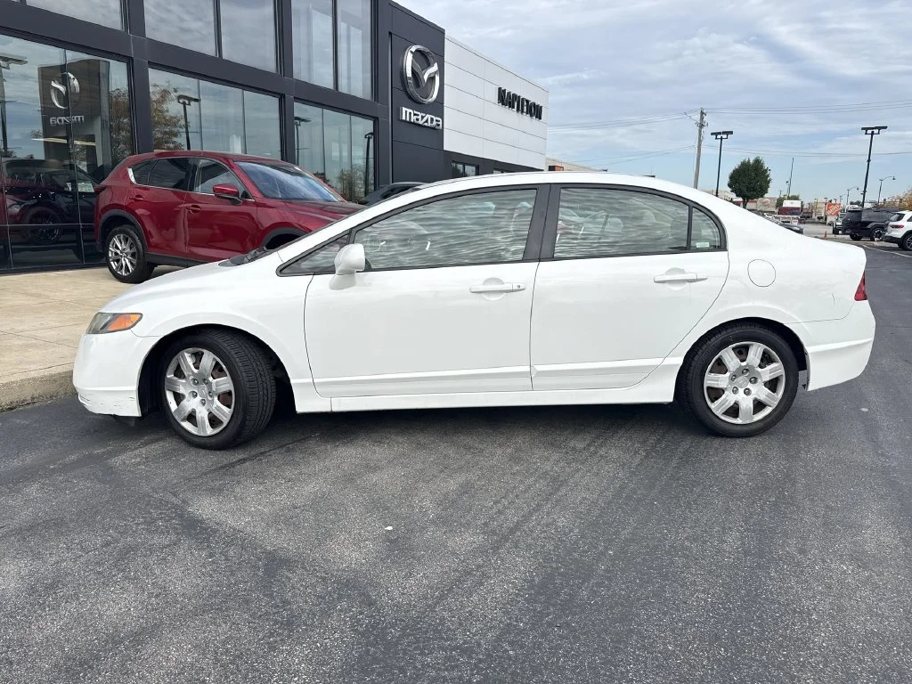 Used 2008 White Honda LX image 8