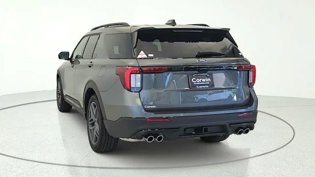 2026 Ford Explorer ST - Photo 6