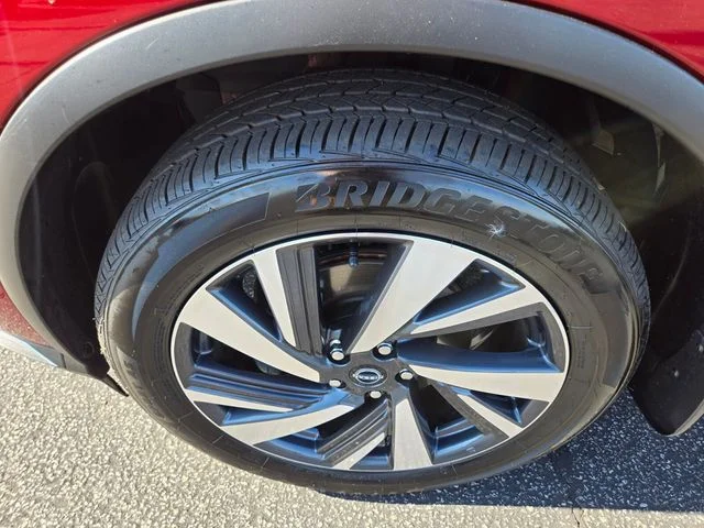 Used 2024 Red Nissan SL image 26