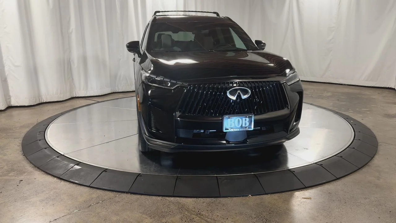 Used 2026 Black INFINITI Autograph image 7