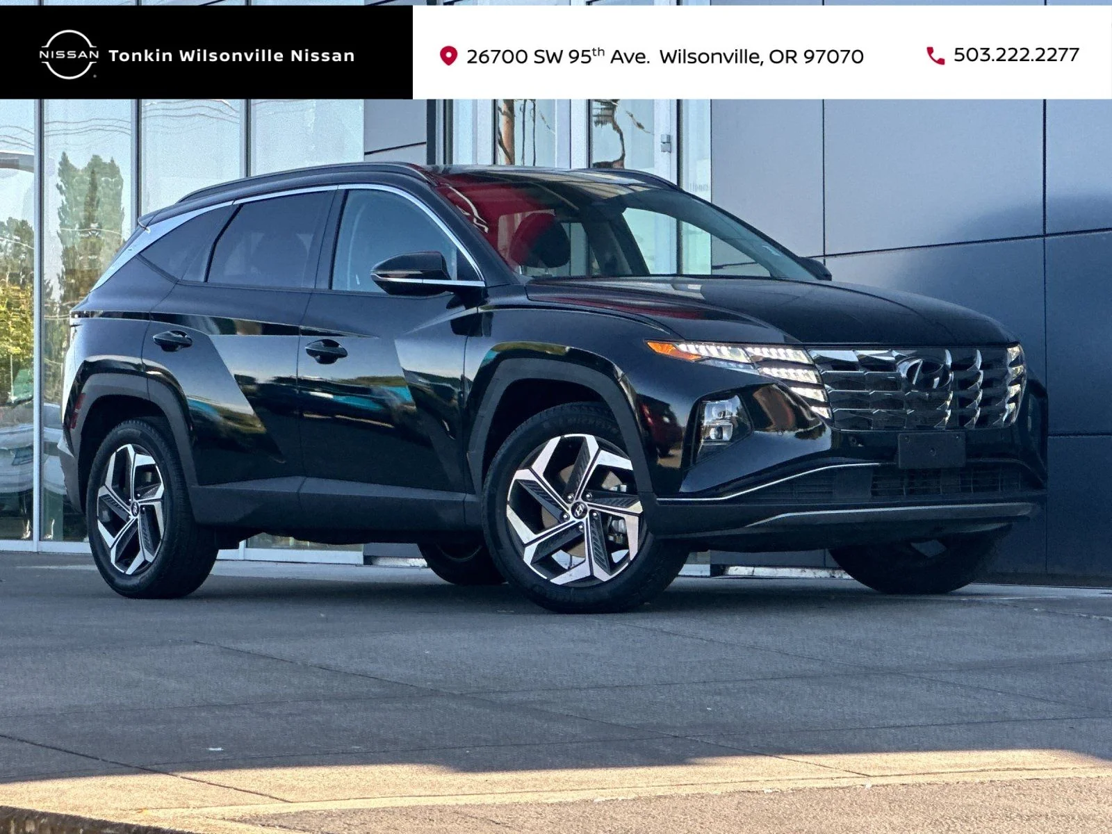 Used 2023 Phantom Black Hyundai Limited image 1