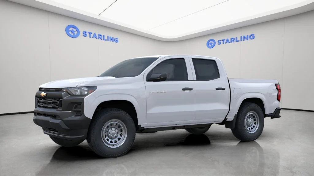 New 2026 Summit White Chevrolet WT image 3