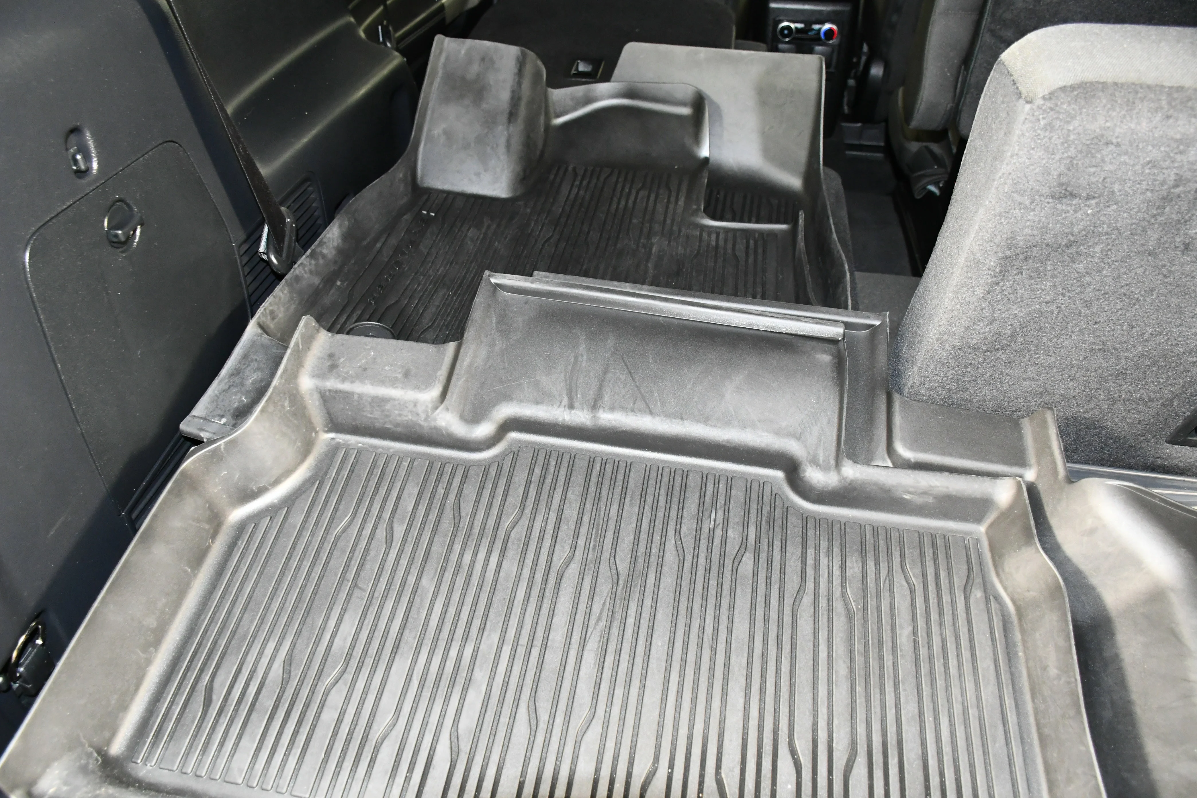 Used 2023 Silver Metallic Ford XLT image 50