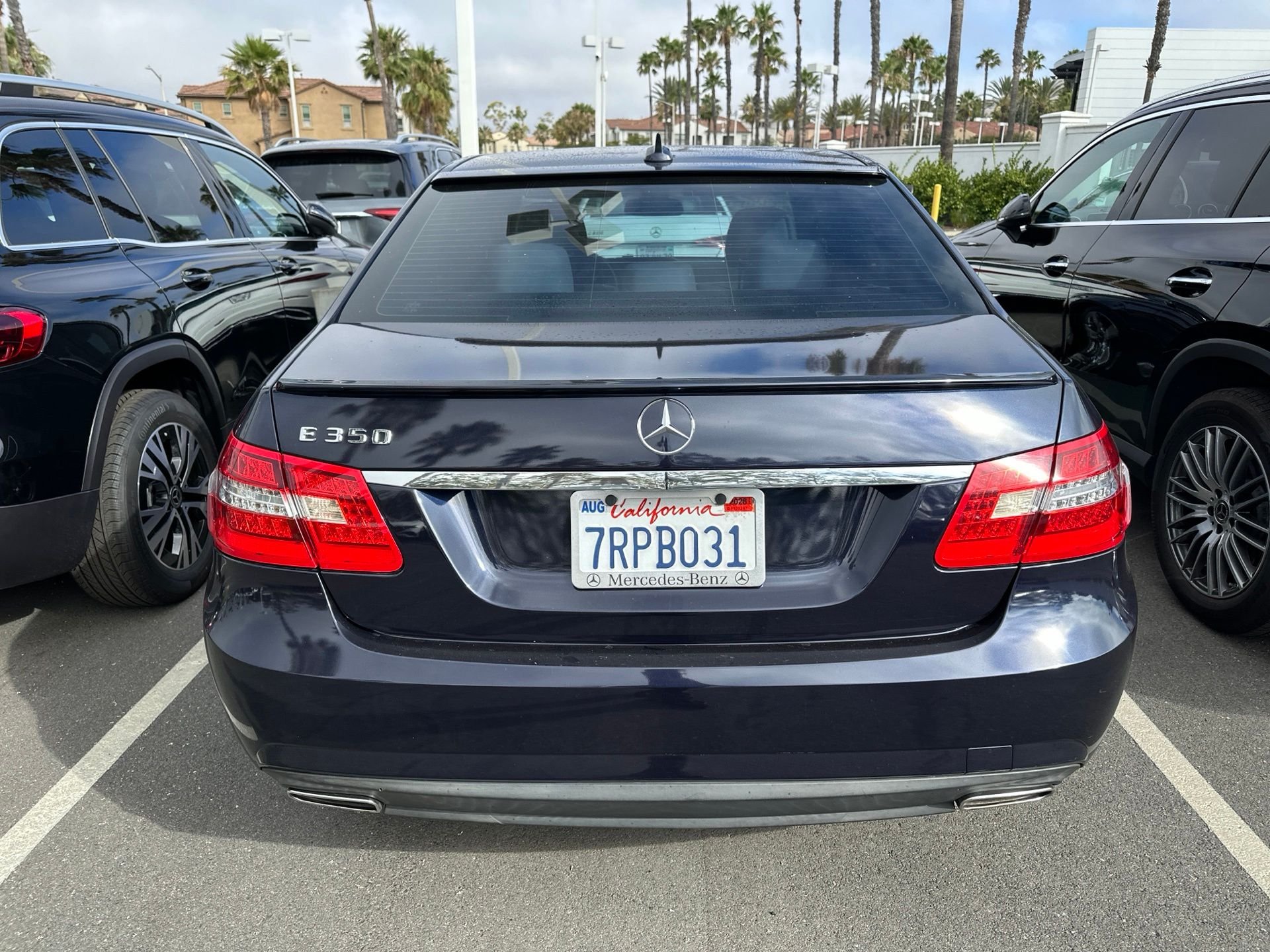 Used 2011 Blue Mercedes-Benz E 350 image 10