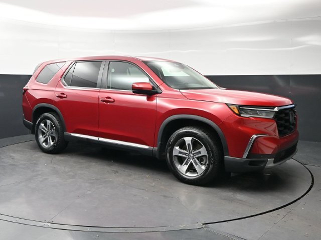 Certified Used 2025 Radiant Red Metallic II Honda 2WD EX-L image 35