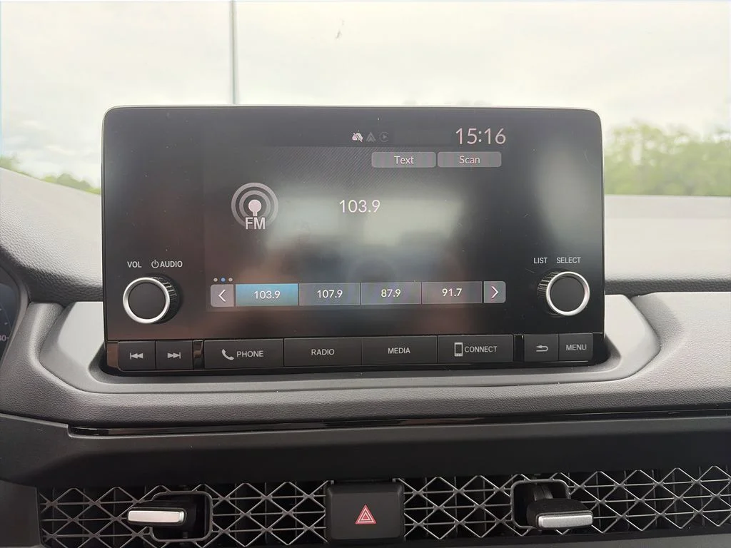 Used 2024  Honda EX image 21