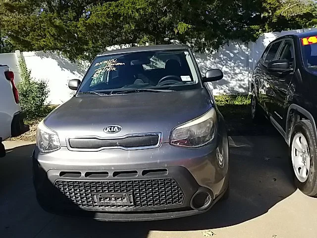 Used 2015 Gray Kia Base image 8