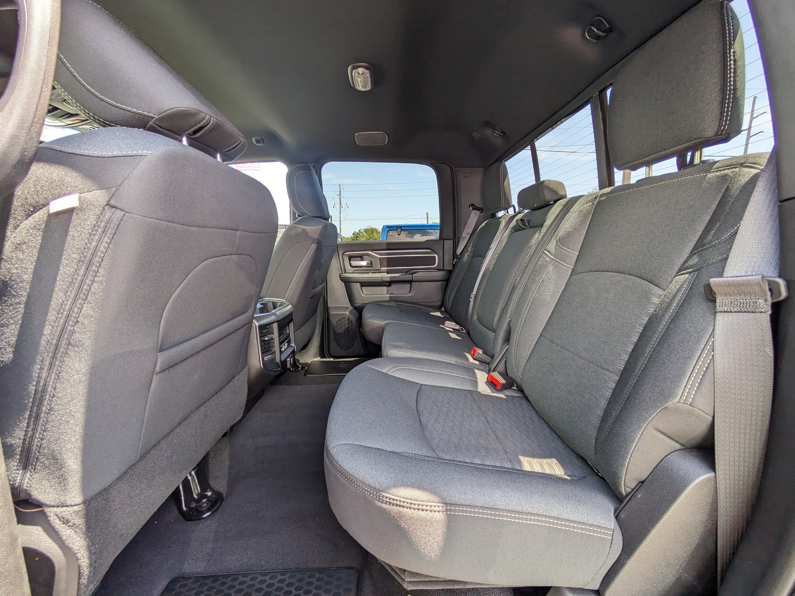 2025 RAM Ram 2500 Pickup Big Horn - Photo 13