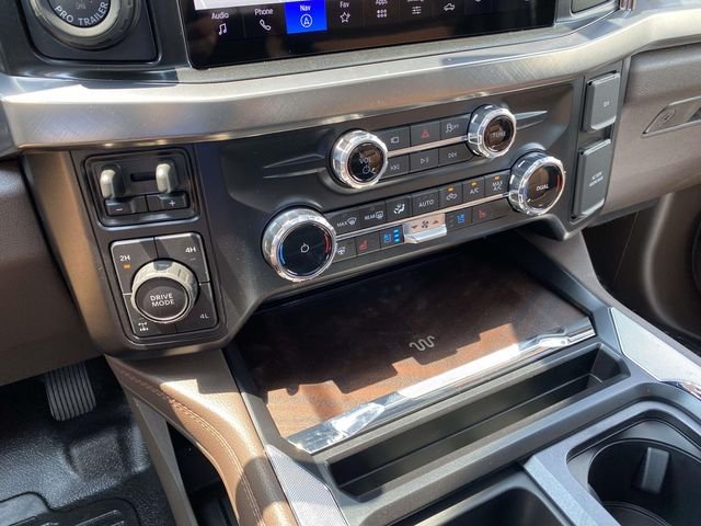 New 2026 Star White Metallic Tri-Coat Ford King Ranch image 46