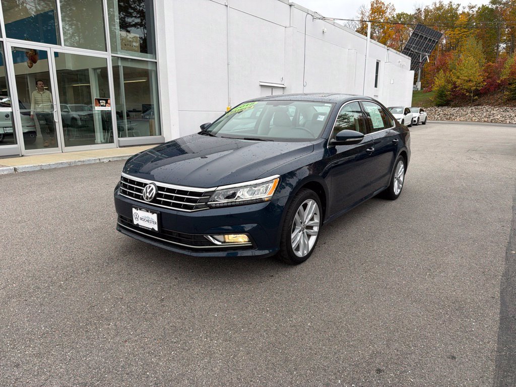 Used 2018 Volkswagen Passat SE with VIN 1VWBA7A3XJC043992 for sale in Rochester, NH