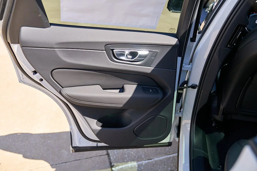 New 2026 Crystal White Volvo Core image 18