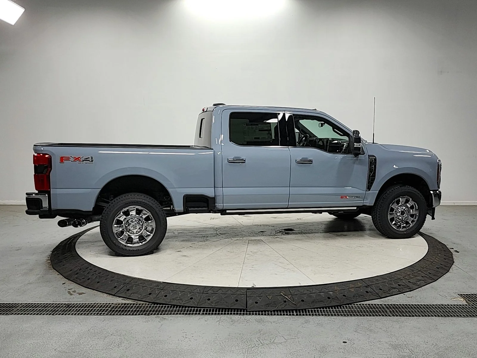 New 2026 Gray Ford King Ranch image 9