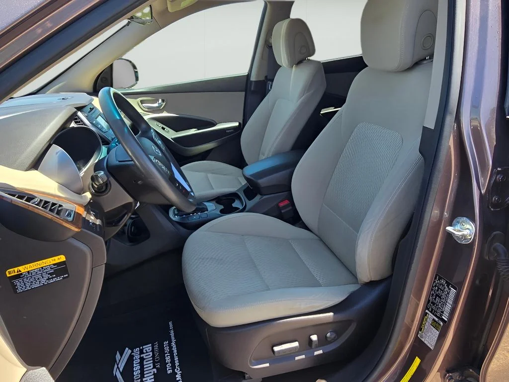 Used 2015 Frosted Mocha Hyundai GLS image 10