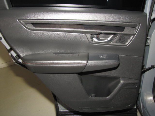 Certified Used 2025 Urban Gray Pearl Honda Sport-L image 13