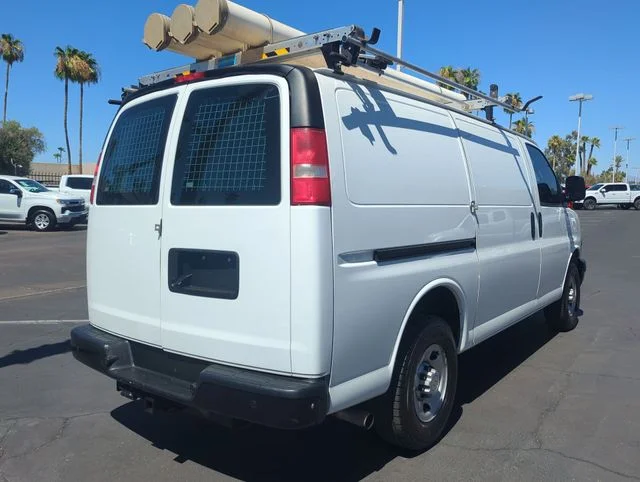 Used 2022 White Chevrolet Work Van image 7