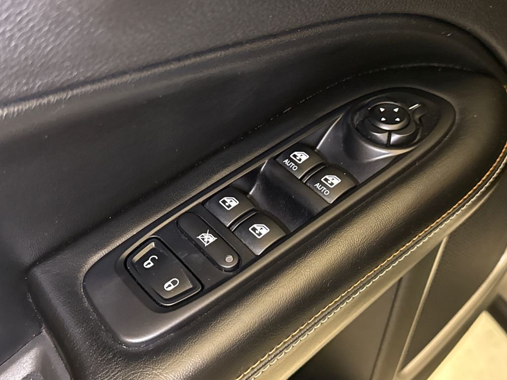 Used 2021 White Clearcoat Jeep Sport image 19