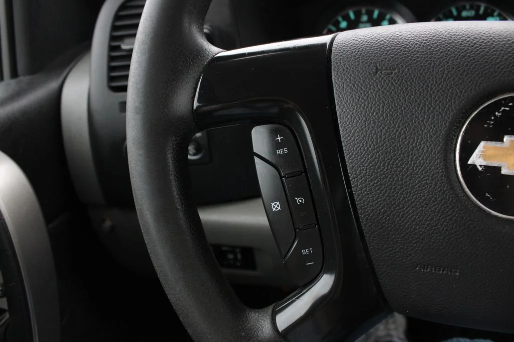 Used 2012 White Chevrolet LS image 9