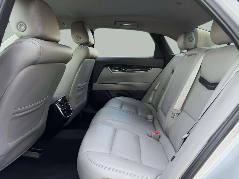 Used 2017 Silver Cadillac Luxury image 22