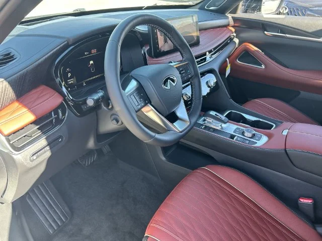 New 2027 2T RAD WHT INFINITI Autograph AWD image 20