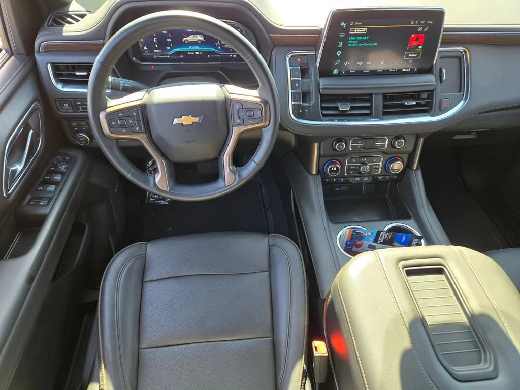 Used 2024 Black Chevrolet High Country image 12