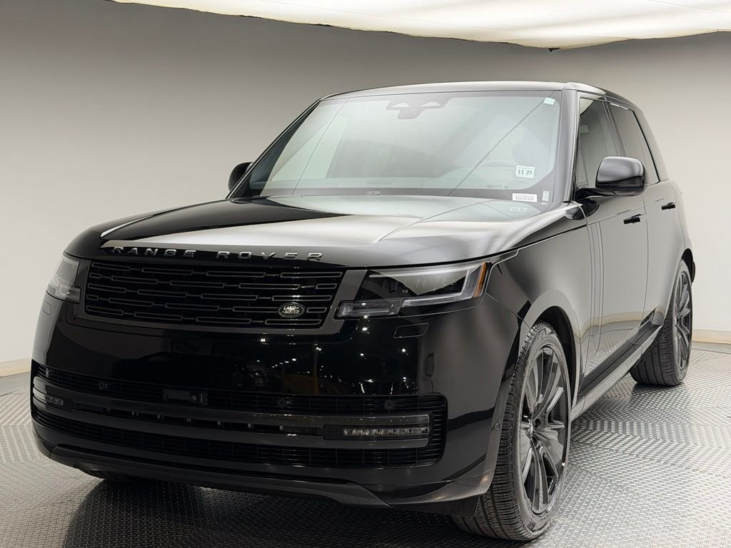 Certified Used 2025 Santorini Black Metallic Land Rover SE image 1