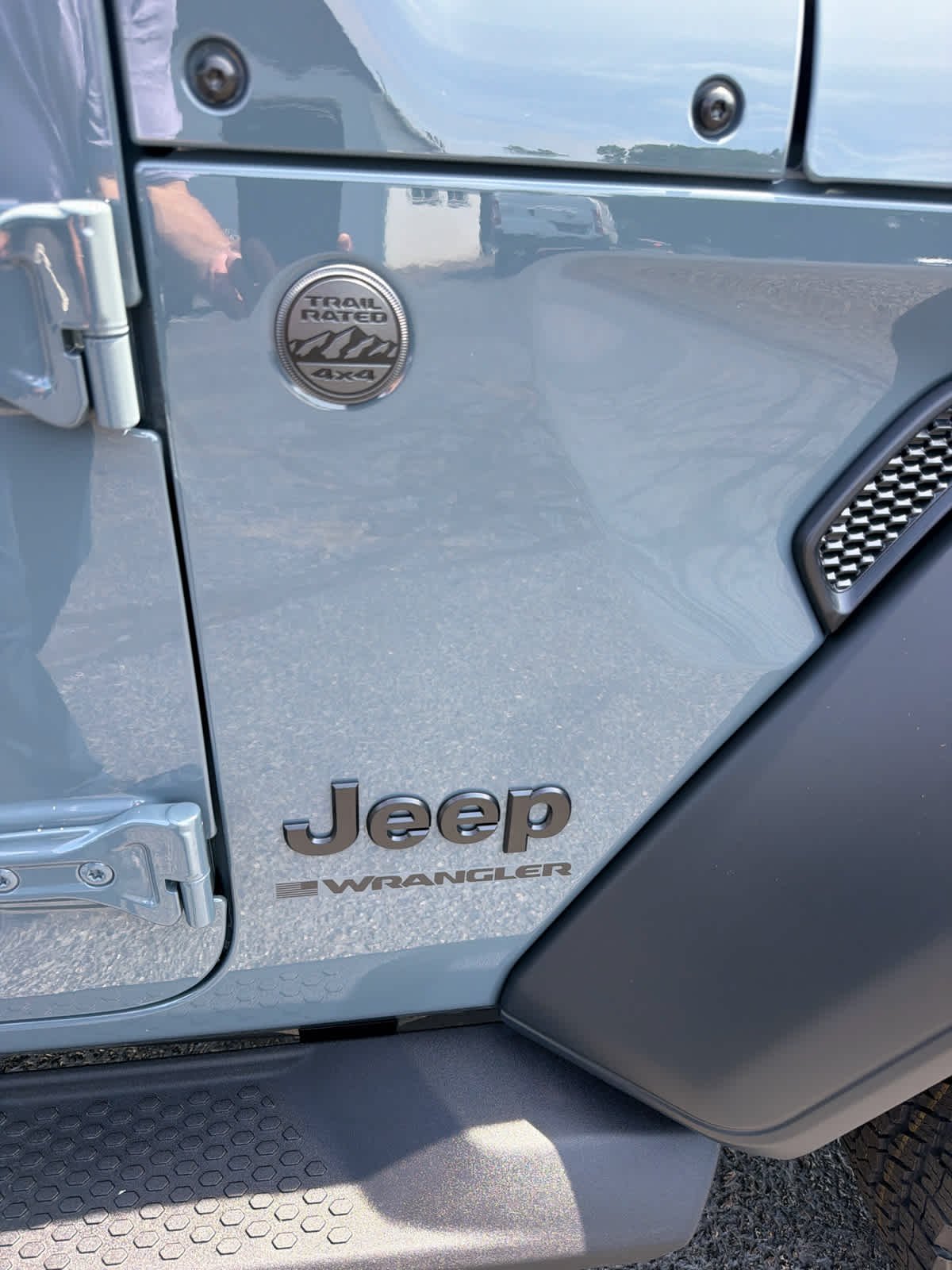 New 2026 Anvil Clear-Coat Exterior Paint Jeep Sport S image 23