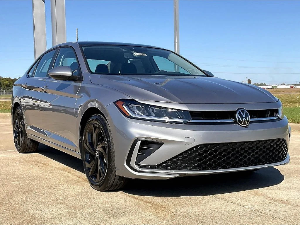 2027 Volkswagen Jetta SE