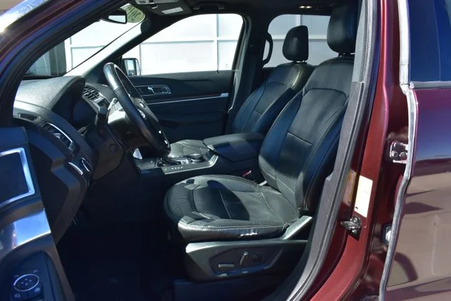 Used 2019 Red Ford Limited image 12