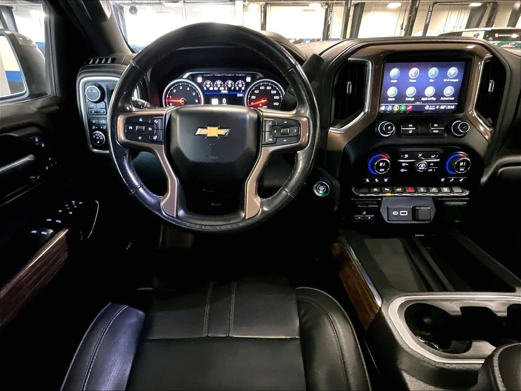 Used 2022 Gray Chevrolet High Country image 17