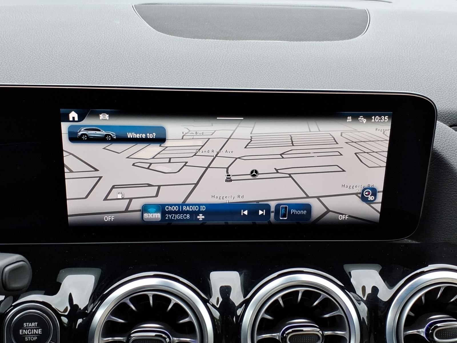 Certified Used 2025  Mercedes-Benz GLA 250 image 17