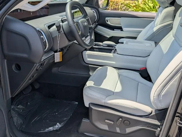 New 2026 Agate Black Metallic Ford Platinum® image 26