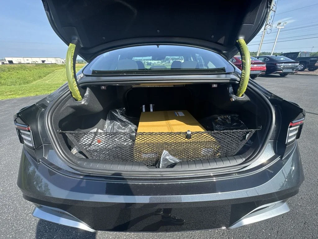 New 2026 Gray Hyundai SEL image 30