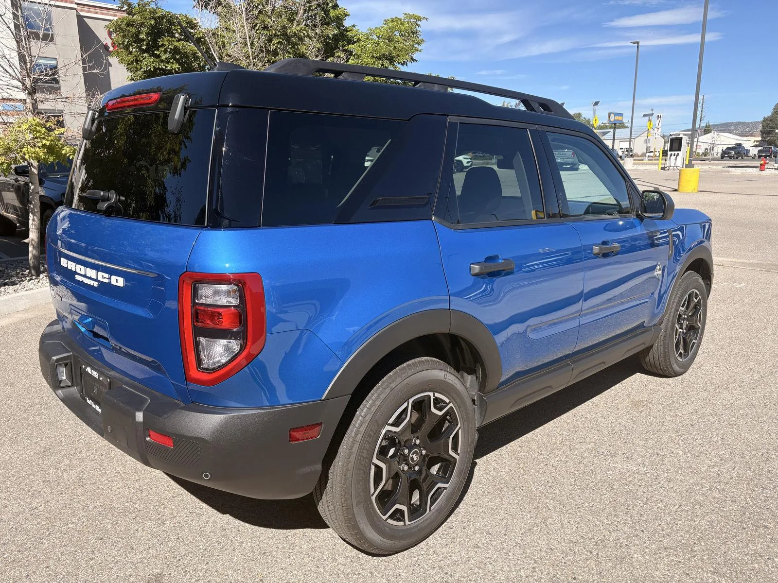 Used 2026 Velocity Blue Metallic Ford Outer Banks image 6