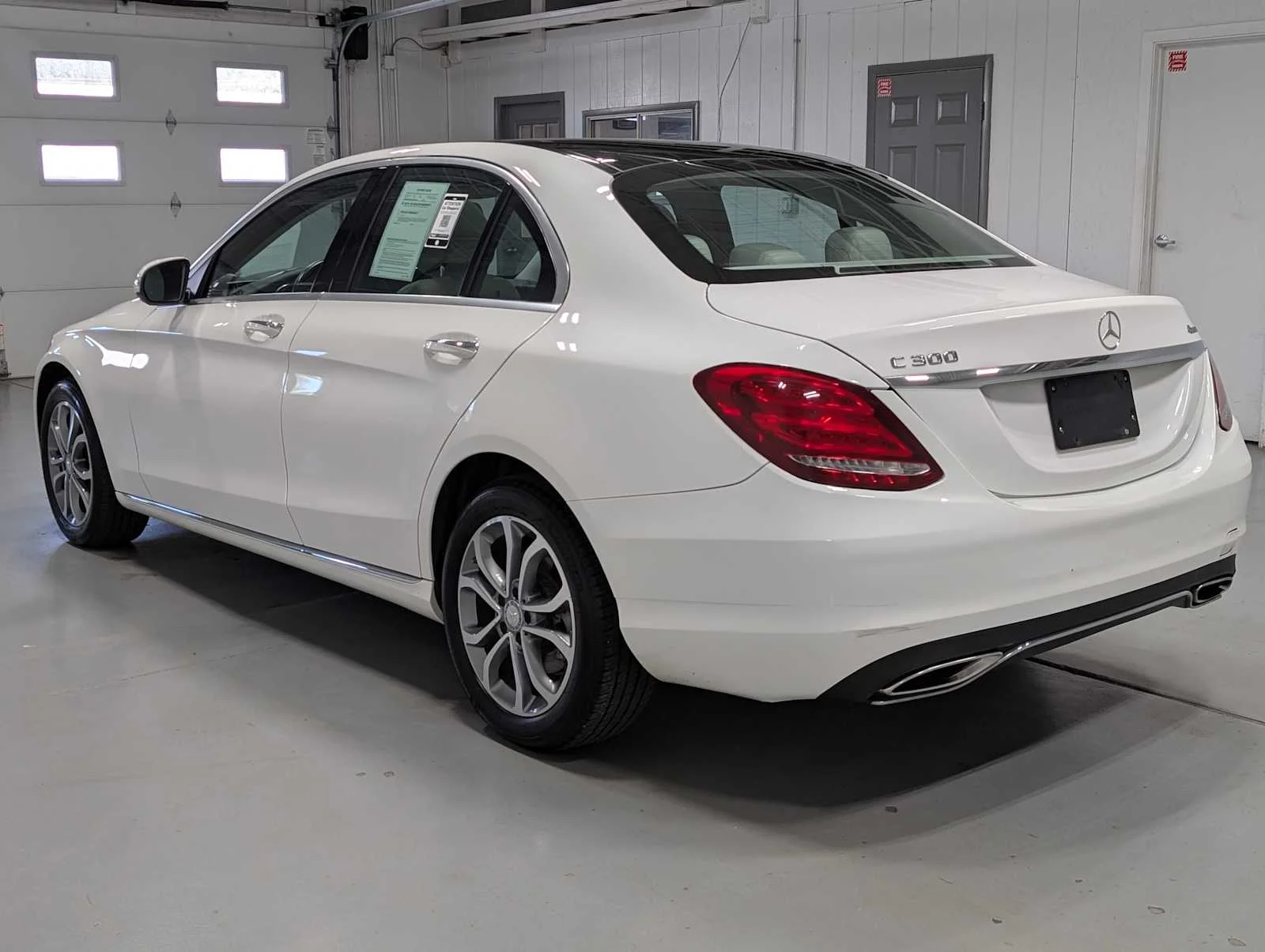 Used 2015 Polar White Mercedes-Benz C 300 image 10