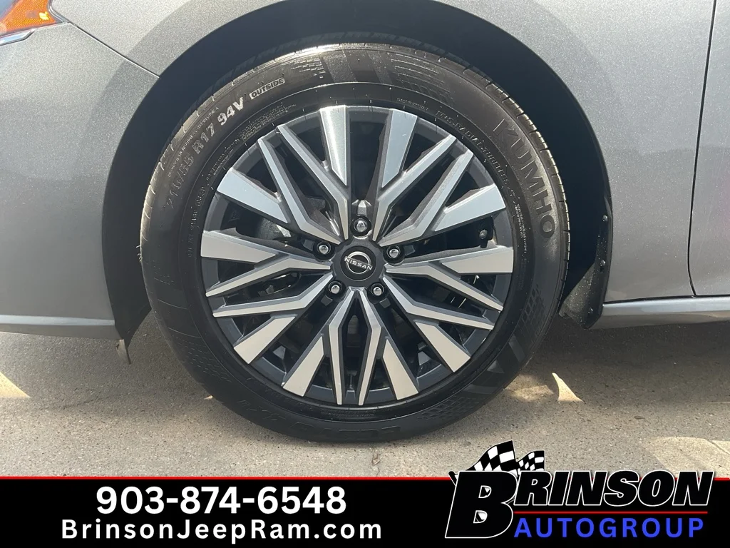Used 2025 Gun Metallic Nissan SV image 13