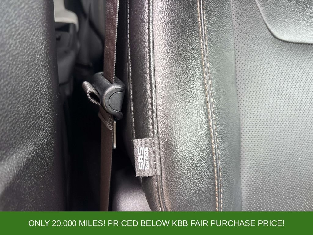 Used 2023 Gray Jeep Limited image 16