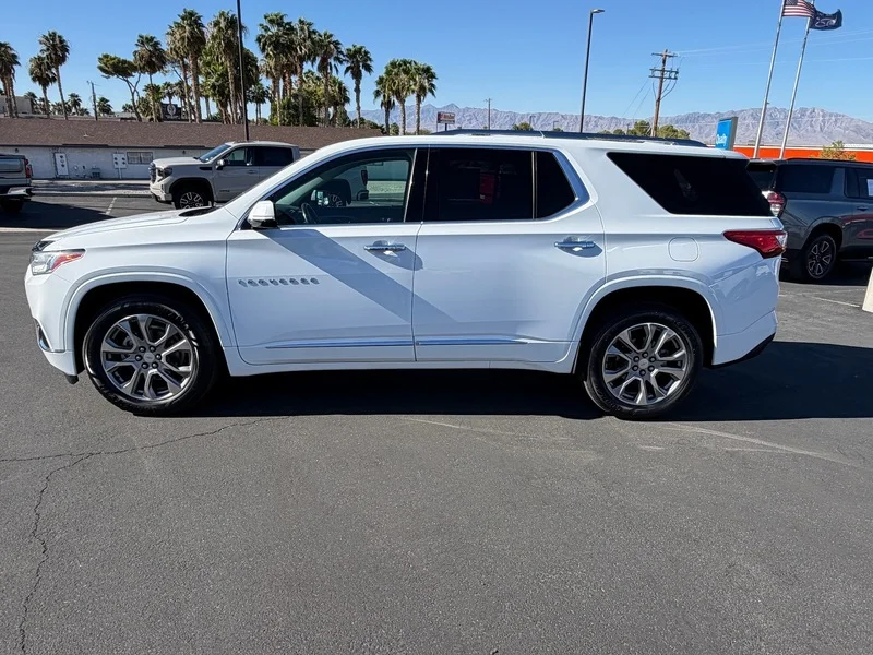 Used 2019 SUMMIT WHITE Chevrolet Premier image 6