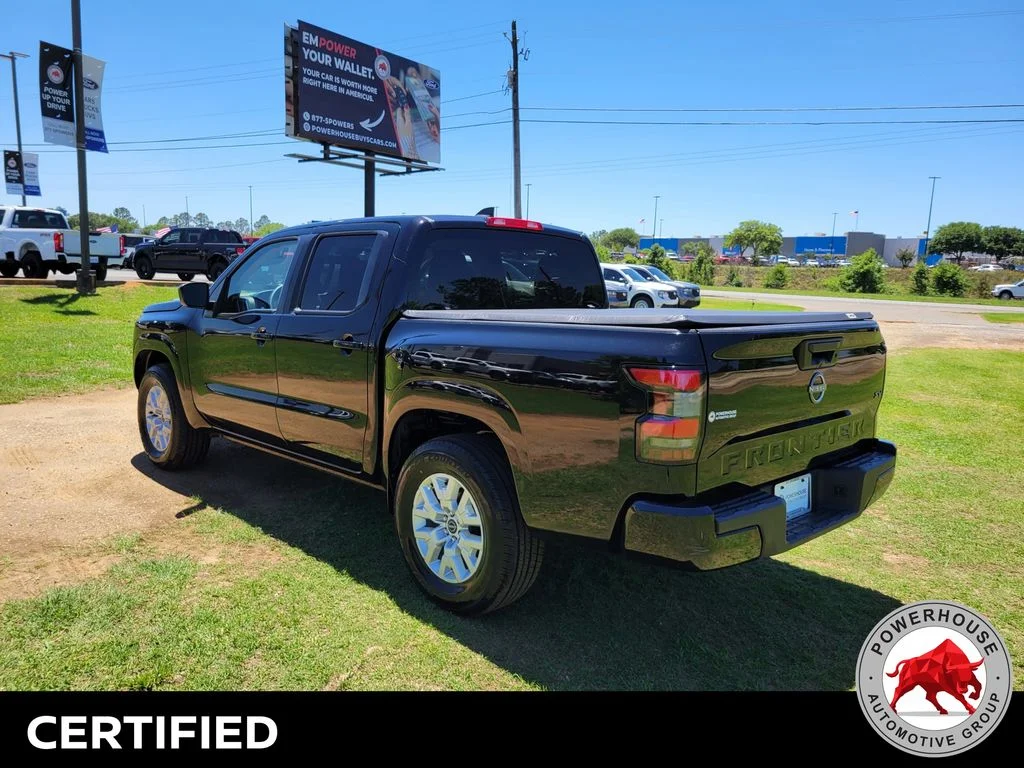 Used 2023 Black Nissan SV image 4