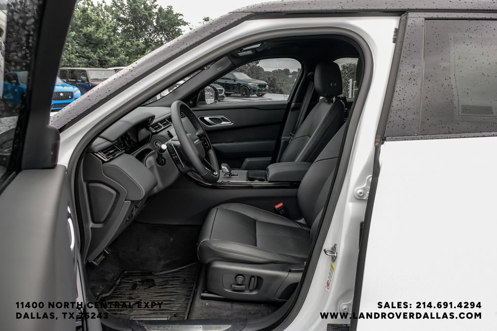 New 2026 Fuji White Land Rover Dynamic SE image 34