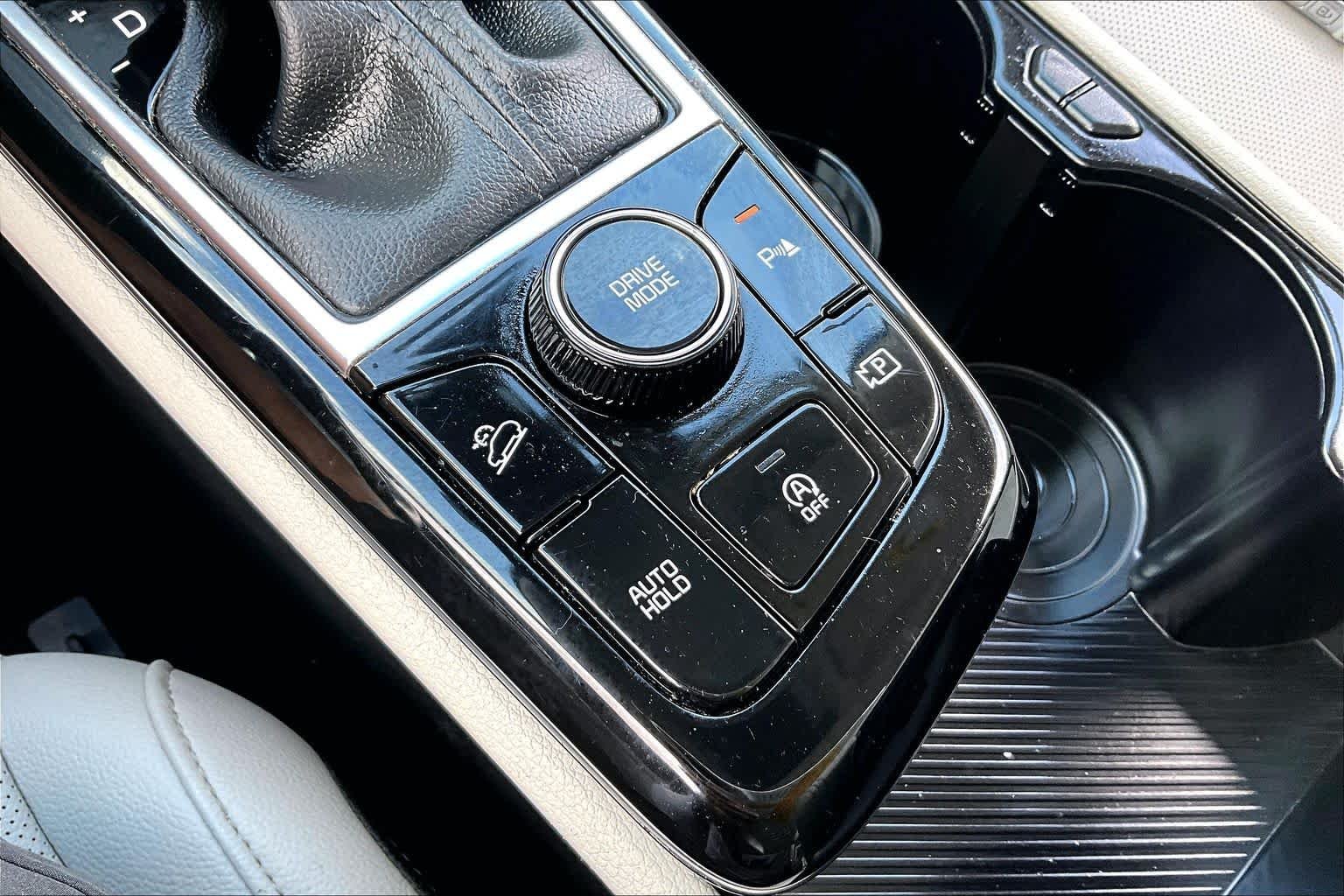 Used 2024 Ebony Black Kia EX image 60