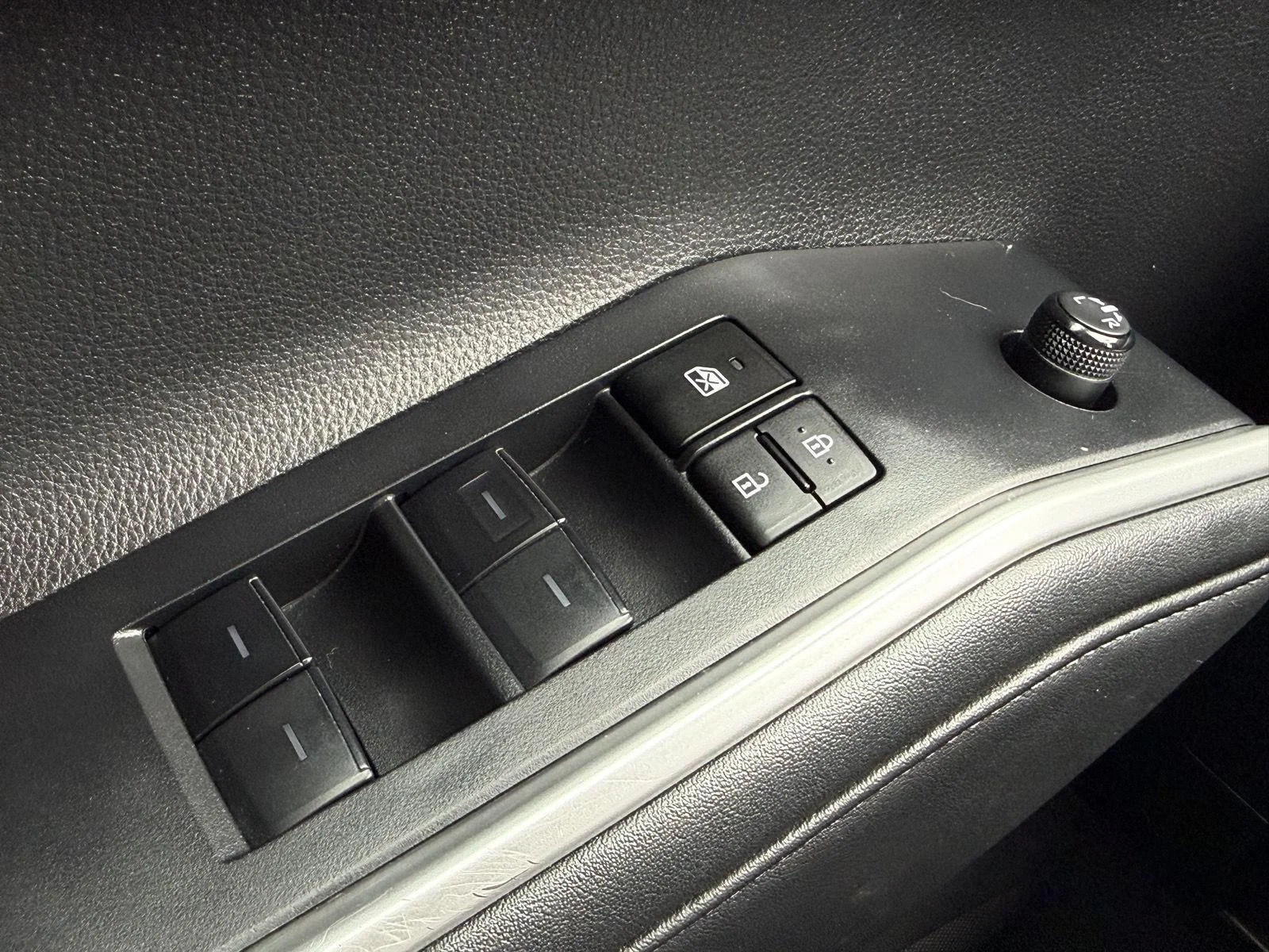 Used 2024 Moon Dust Toyota XLE image 23