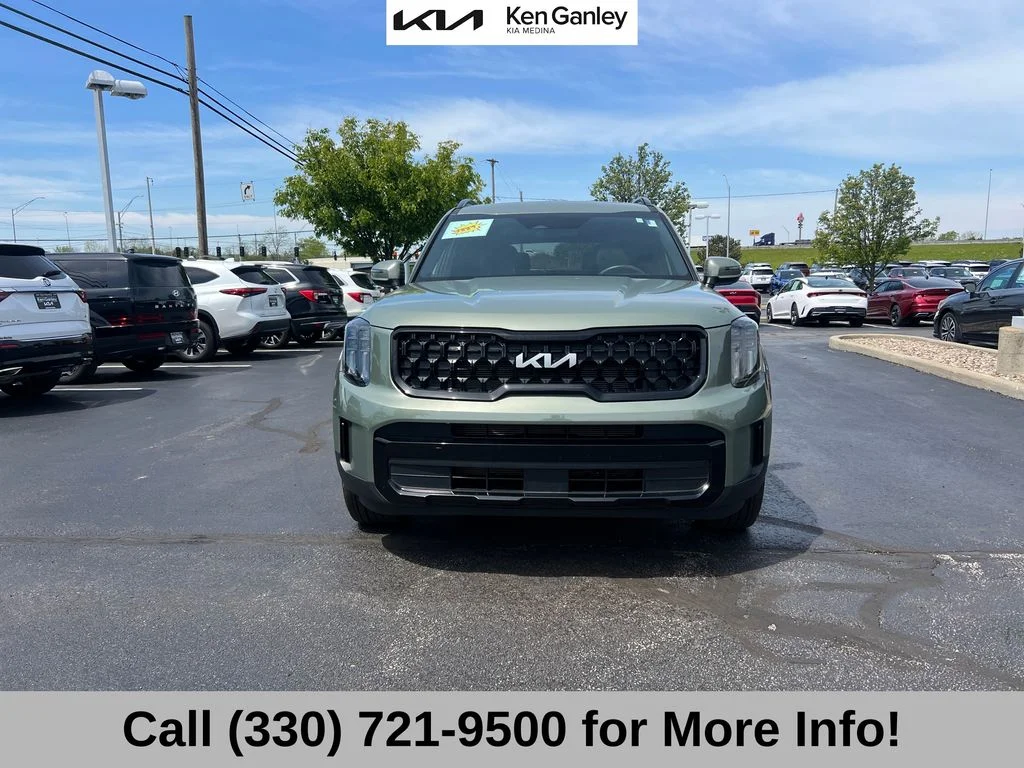 Certified Used 2024 Green Kia EX X-Line image 4